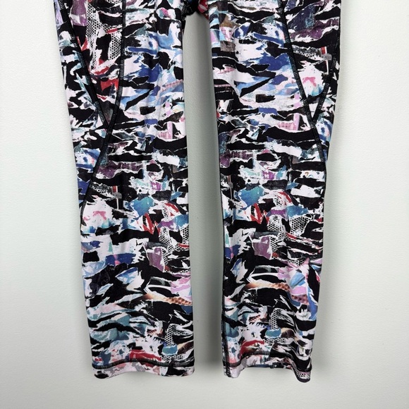 Lululemon Break Free Tight 25” Culture Clash - Picture 4 of 9